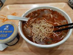 -西部马华清真兰州牛肉面·烧烤夜市(三里河店)