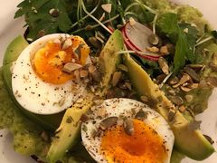 牛油果吐司-Egg•Allday Brunch(襄阳北路店)