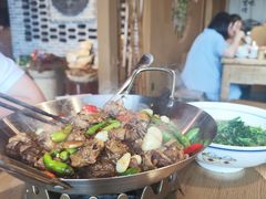 -小洞天柴火土菜馆