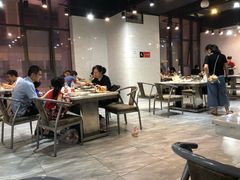 -凤凰路何眼镜香辣蟹(花果园店)