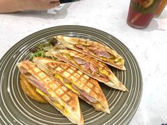 鸡胸肉飞碟-西语·炭烧牛排(卓越中寰店)