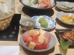 -枝魯枝魯自助料理