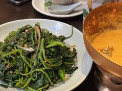 -大头虾越式风味餐厅(光明广场店)