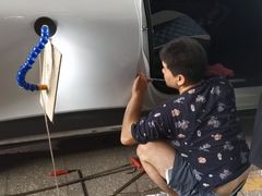 -畅通航行汽车钣金喷漆 无痕修复·局部喷漆