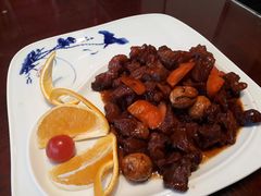 百年老坛肉-八大碗·地道东北菜(中街店)