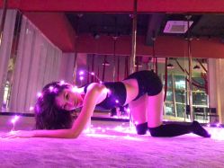 -桃秘钢管舞Peach Pole Fitness