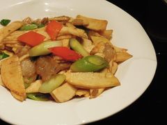 冬笋腊肉-千百味红餐厅·江西菜(绿地双子塔店)