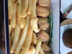 美式风味炸鸡翅配薯条-MIKAKU(万达广场上海宝山店)