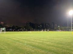 -Riverside河畔少儿足球培训(前滩店)