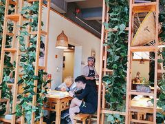 -大众跷脚牛肉馆·非遗传承单位(峨眉山店)