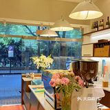 下雨天邂逅社区咖啡店☕