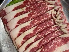 -青瓦炭韩潮烤肉(花园道店)