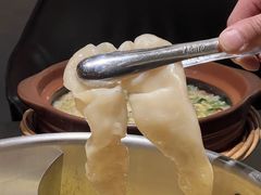 -鲜入唯煮·港式海鲜牛肉火锅(金宝街店)