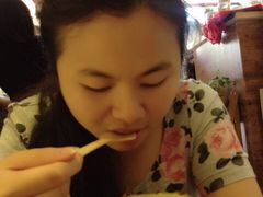 -志龙皇冠吃货椰子铺