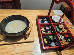 -勺子米线·云南传统小吃市集(四方街店)