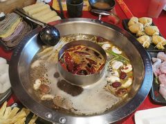 -谭鸭血老火锅(万象九宜城店)