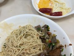 -阿阳牛腩腌面店