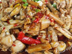 香辣牛蛙-小民大排档(光谷店)
