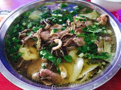 -谢老五跷脚牛肉·非遗传承店