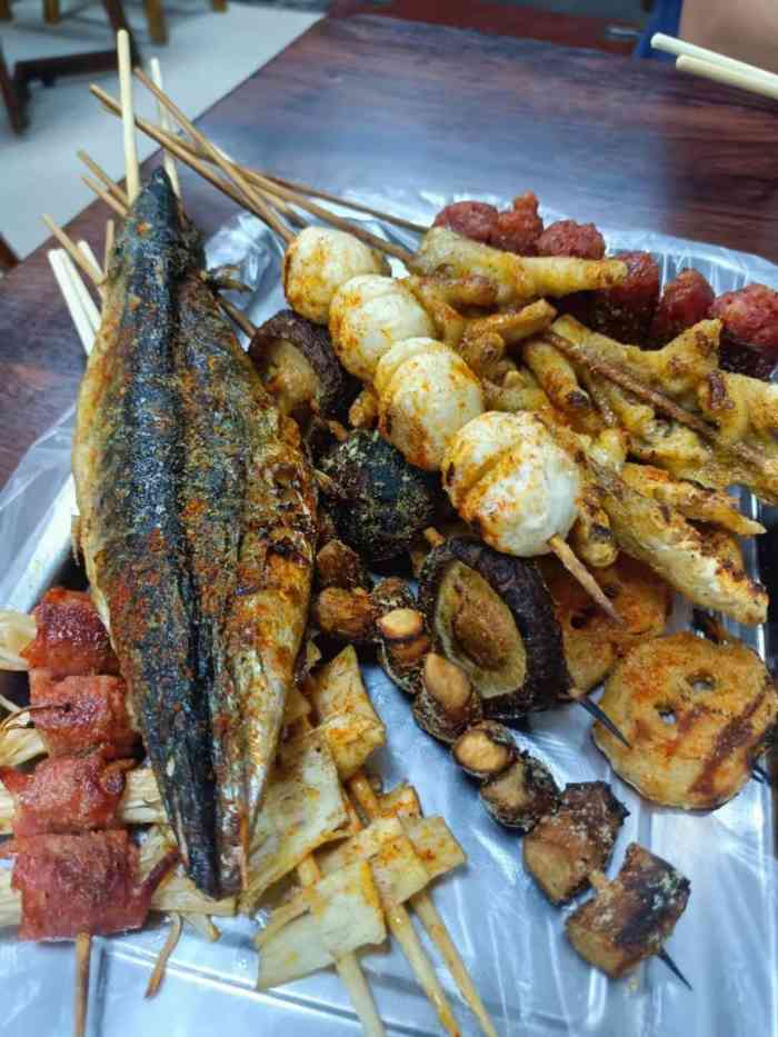 江西烧烤(宝龙店)-"【江西烧烤】一家有实体店对外经营的烧烤店.