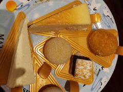 榴莲蛋糕-松子料理(华威桥店)