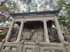 -灵岩山风景区