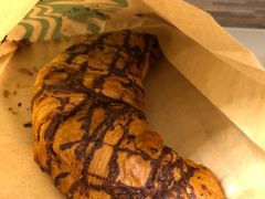 法式香浓巧克力可颂-星巴克(广州南站A18检票口楼上)