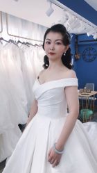 -莫小姐婚纱