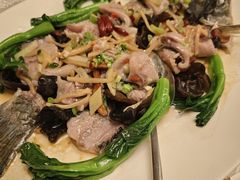头菜红枣蒸鲫鱼-酌宴府The China Club·广州万富希尔顿酒店(云城东路店)