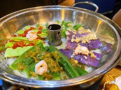 -金牌老碗时尚陕菜(王府井百货店)