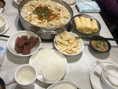 -德林酸菜鱼火锅(南丹店)