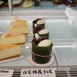 最终还是没能逃过在面包里吃到蓝纹奶酪的命运[笑哭]