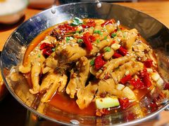 干锅油焖稀溜粑鸡爪-老九巷川小馆(万松园店)