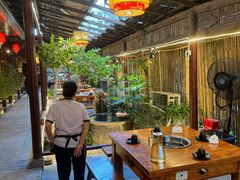 -三道苗苗鱼·美蛙黄辣丁(八里店)