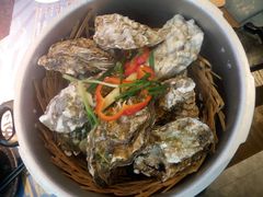 高压锅竹笼生蚝-农家霸王地锅鸡(国顺东路店)