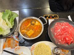 -呷哺呷哺(世贸.工三店)