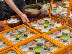 -良米山·云南野生菌过桥米线(上海首店)