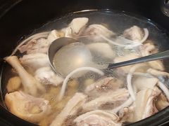 -东椰·海南椰子鸡火锅(朝阳门店)