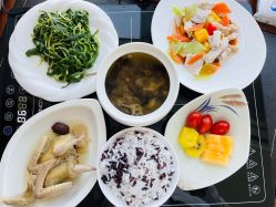 点击看大图 -大美母婴月子专护中心(紫峰店)