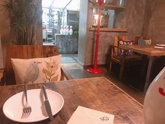 -HIGH FIVE哈福手工汉堡(桂林路店)