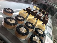 -UNI UNI(环亚凯瑟琳店)