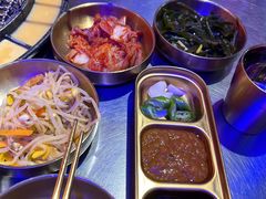 -釜山火炉·海鲜烤肉(紫藤路店)
