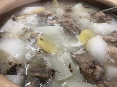 -大富蚝乌东哥饭店·石锅鱼杂·柠檬鸭(革新路店)