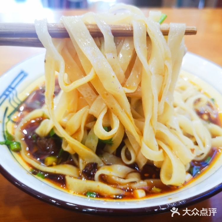 【美食攻略】|成都“内姜街”3家超棒小吃店推荐。