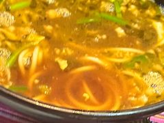 -香巴拉云南餐厅(华莱坞店)