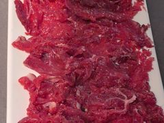 -伴山牛贵州黄牛肉火锅·苗疆非遗艺术餐厅(上海首店)