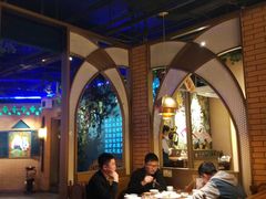 大堂-胖老汉椒麻鸡清真新疆菜(西御街店)