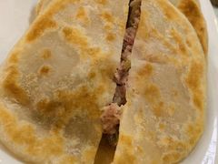 羊肉馅饼-那达慕蒙古风味酒楼