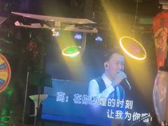 -路边边.炒菜烧烤.音乐餐厅(良乡长虹店)