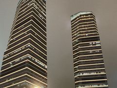 -陆家嘴空中步行连廊